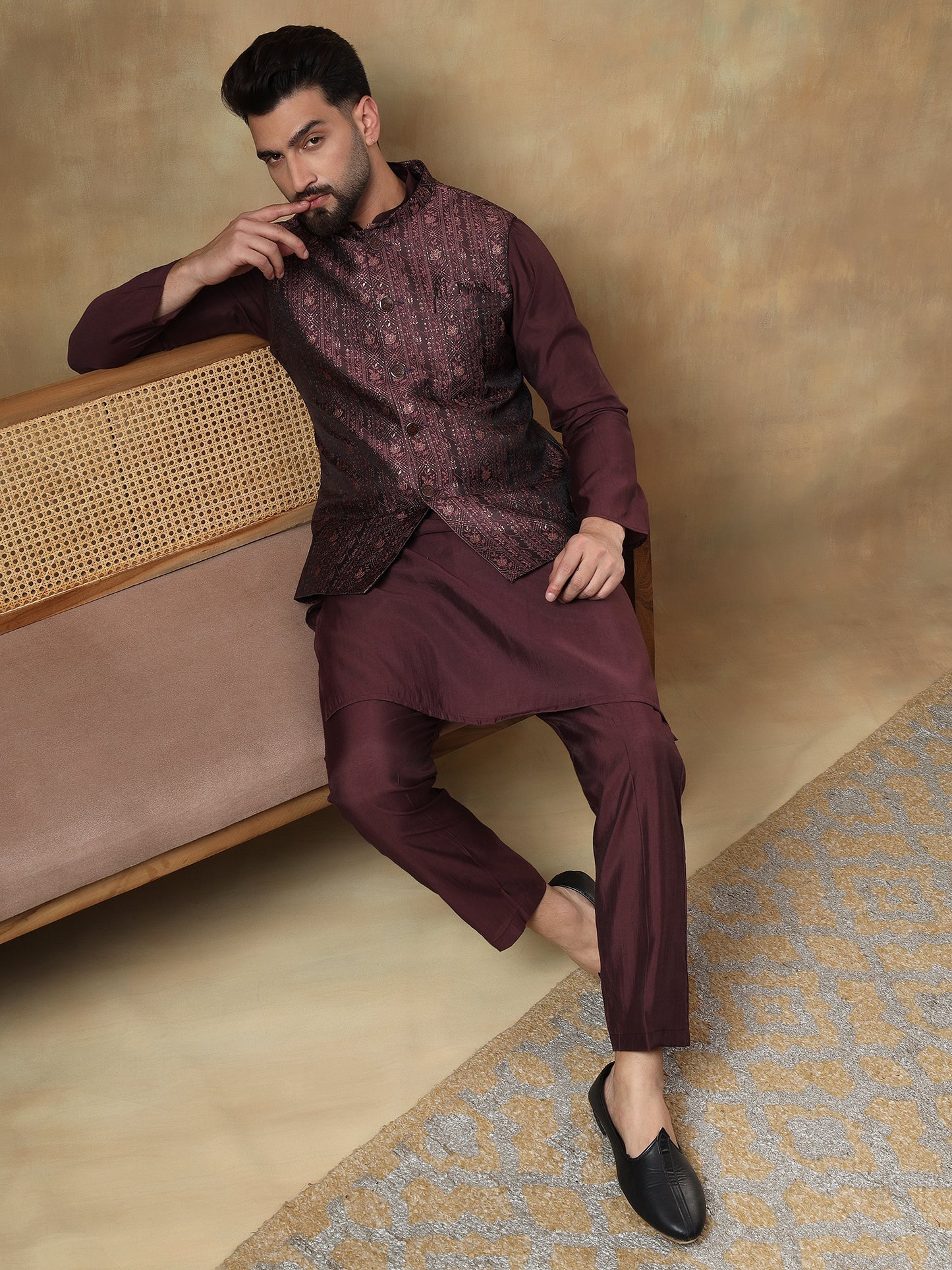 GRAPE WINE BEL BUTI PATTERNED KURTA JACKET SET