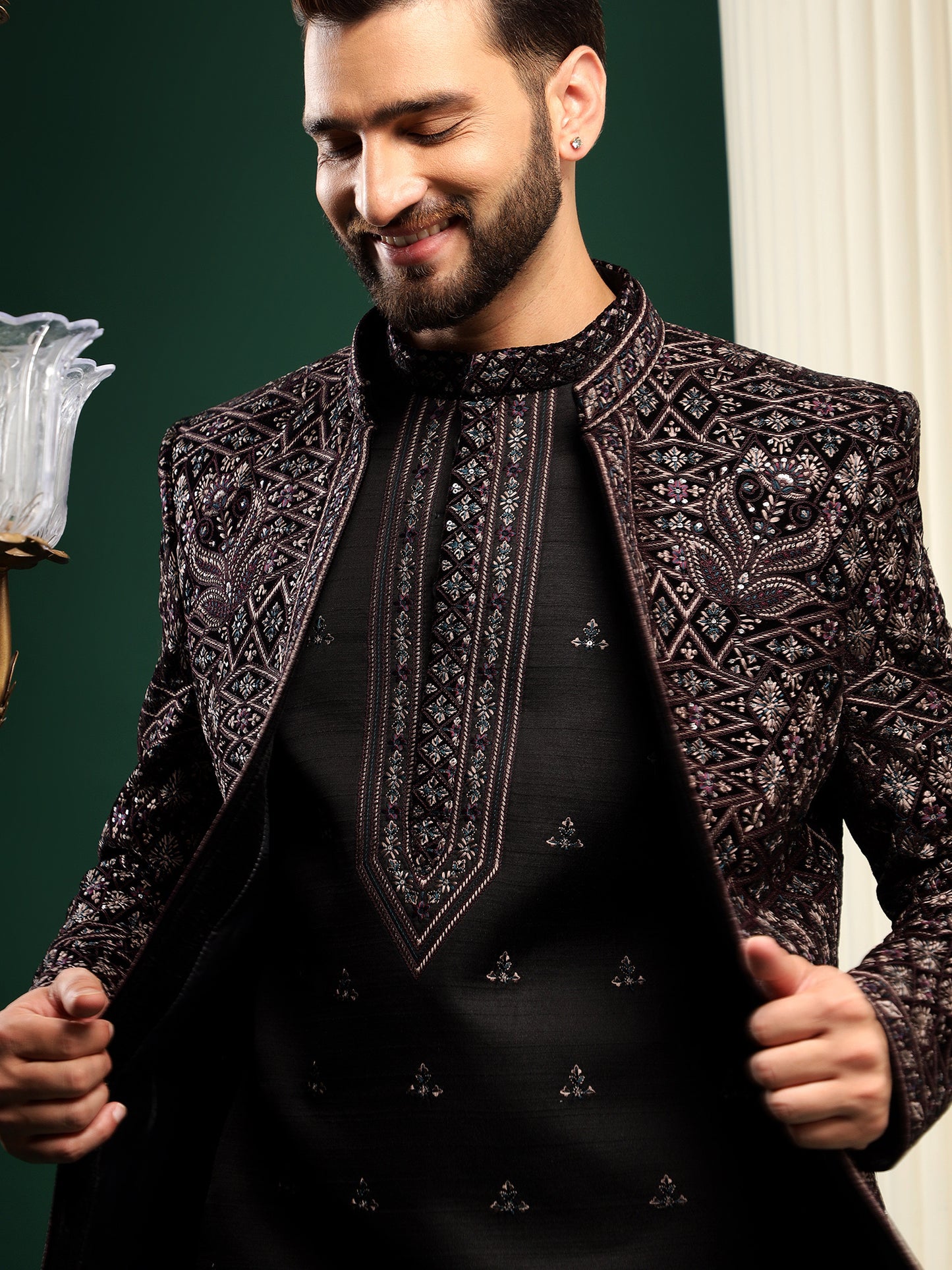 MIDNIGHT BLACK TRADITIONAL PATTERNED INDOWESTERN SET