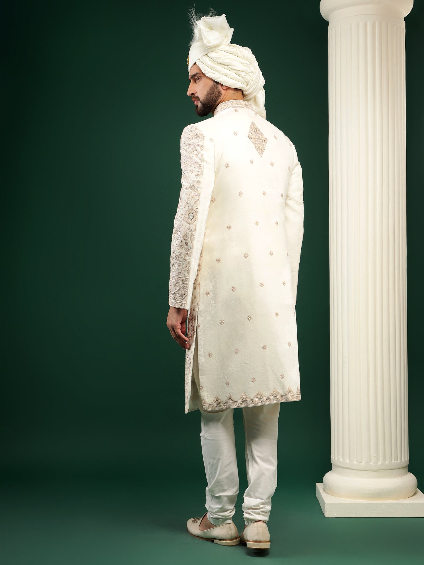 PASTEL CREAM PAISLEY PATTERN SHERWANI SET